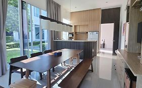 The Midst@ Royal Hills Nakornayok